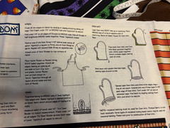SEWING HALLOWEEN PROJECTS: APRONS, VEST*EXTRAS W/INSTRUCTIONS*NEW