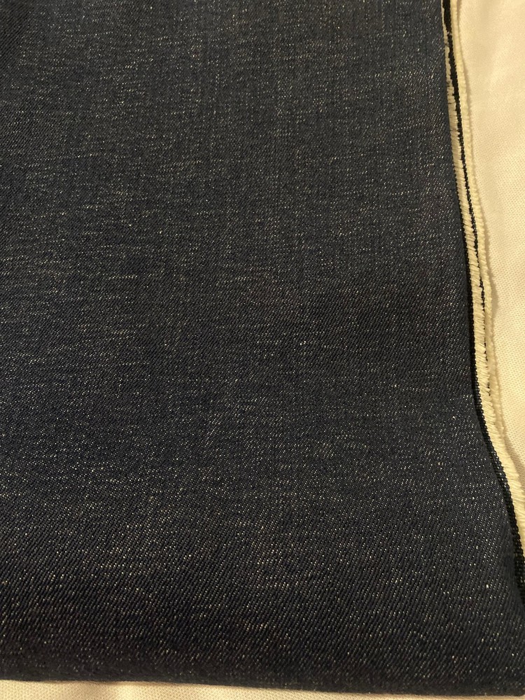 Dark blue cotton denim fabric /very slight strech 28″ x 60″(heavier weight)