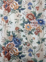 Vintage Waverly Polished Cotton Fabric Floral Flowers “Franklin” 3.5 Yards
