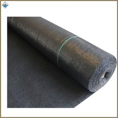 Eco-Friendly 5oz Garden Weed Barrier Mat 3ft x 50ft for Soil Conservation