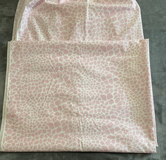 GIRAFFE Faye Burgos for Marcus Brothers Textiles 7 yd x 44 in Wide Cotton Fabric