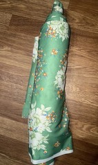 15’8” x 5’6” Green Asian Floral Nylon Spandex Fabric New Stretchy Vintage Retro