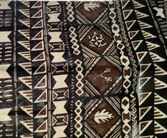 Preown never-used fabric remnant 40in x 52in, Hawaiian-inspired design, brn-wht