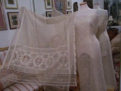 DESIGNER FABRIC INDIAN SILK SHEER IVORY W/ METALIC GOLD W/ SCARF TO MATCH 3.9YDS