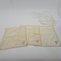 Vintage Linen Scrap Lot For Quilting & Crafting Florals Emroidery Lace Lot X 14