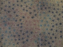 4 YDS NORTHERN LIGHTS BROWN BACKGROUND W STARS 100% COTTON BENARTEX OOP