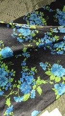 Lot of 11 Large Vintage Fabric Pieces – Floral & Pattern Prints – 1.5×1.5m Each