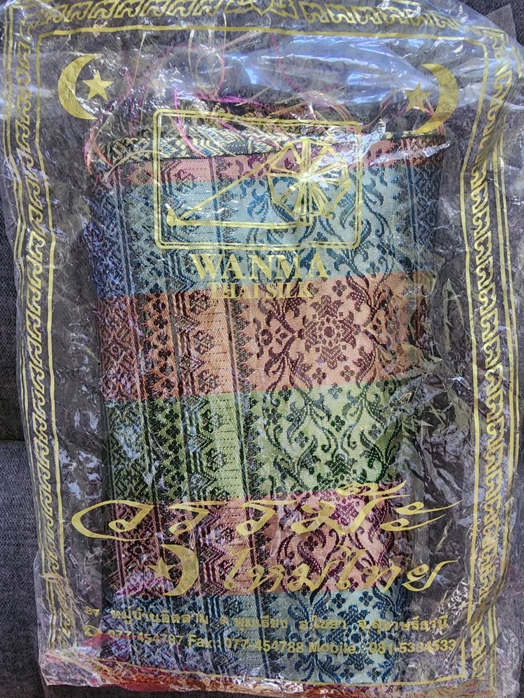 Wanma 100% Thai Silk Fabric Bulk Custom 39″ By 70″ multi patern Top Quality
