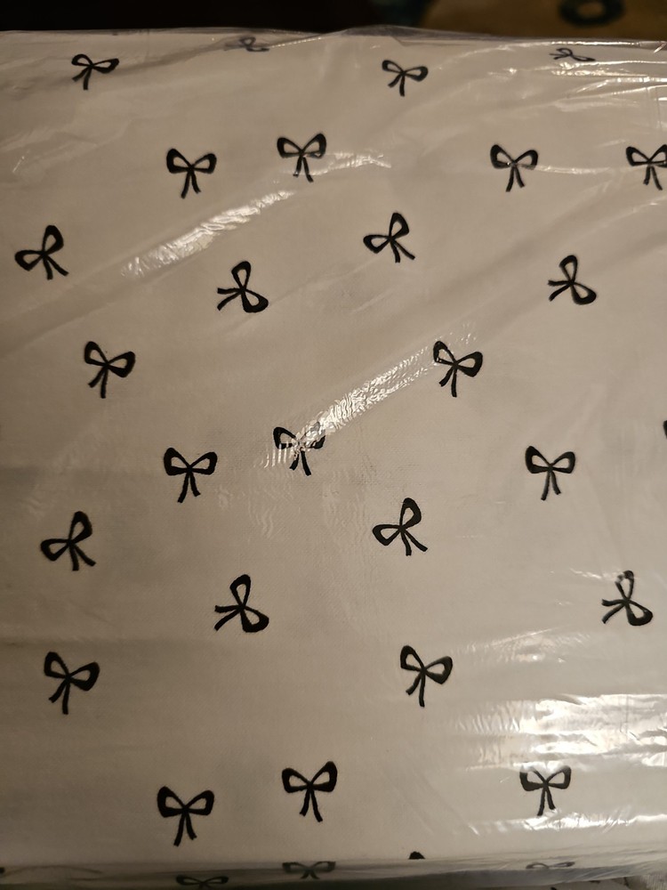 BOLT 8 YARDS MINI BLACK BOWS ON WHITE FLANNEL FABRIC SEWING QUILT RAG NURSERY
