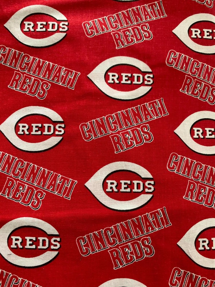 MLB BASEBALL CINCINNATI REDS Cotton Fabric by the 1/2 HALF YARD 18″ X 44″ NEW
