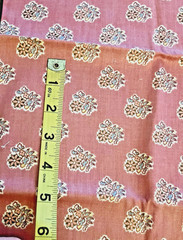 VTG Ditzy Floral Bouquet Toss on Dusky Pink/ Mauve Cotton Linen Home Decor BTFQ