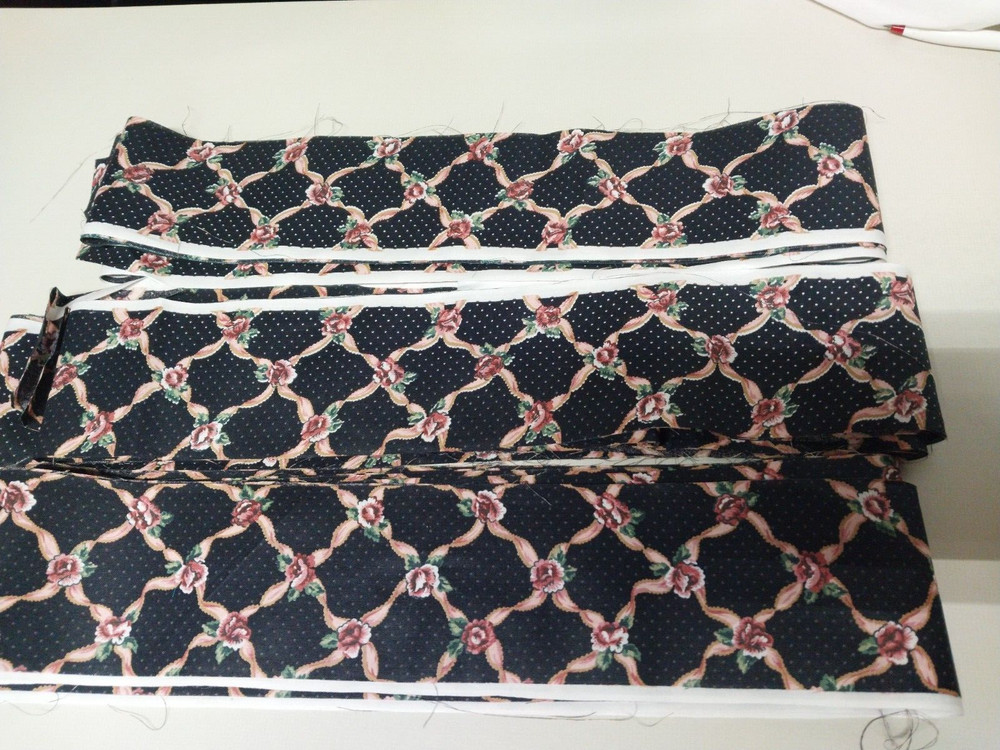 3 Cotton Fabric Strips 3 1/2 yards Long 3″ Wide Roses
