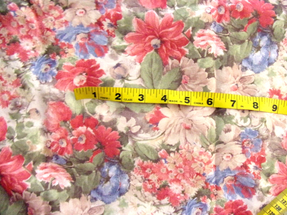 VINTAGE FABRIC COLORFUL 60X66 MEDIUM WEIGHT SYNTHETIC SEW/CRAFTS/HOME DECOR