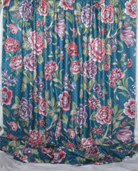 VINTAGE STANLEY KING Teal Blue Floral/ 100% Cotton/ Chrysanthemum Cottage Granny