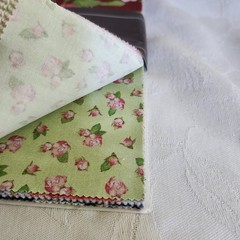 Robert Kaufman Farmhouse Rose 42 10″ Squares Fabric Pieces Quilting Crafts