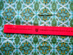 Vintage 1950’s Paisley & Floral Pattern Kaleidoscope Medallions 1 Yard x 37″W