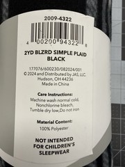 Blizzard Fleece Black / White Plaid 2 yd 58″ Wide Roll Lightweight Fleece