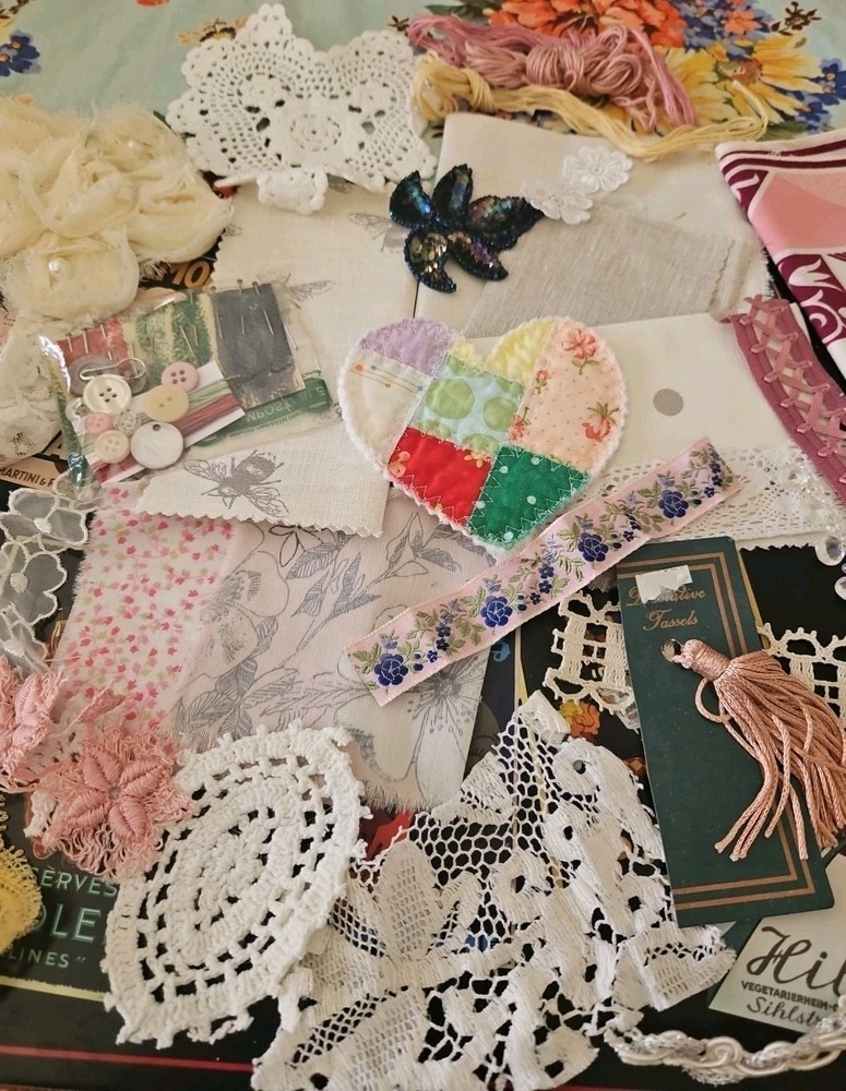 Slow Stitch Junk Journal Kit 32 Pieces Fabric, Lace, Appliques,Doily,Buttons Etc