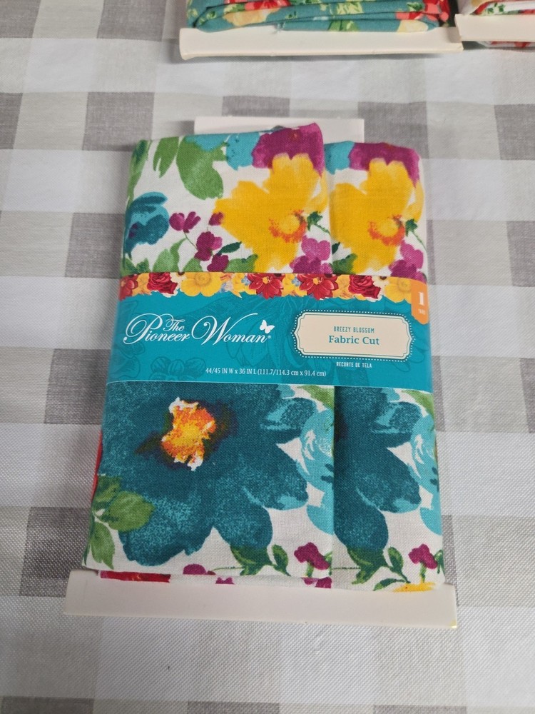 Pioneer Woman BREEZY BLOSSOM Fabric Cut 1 Yard Sewing 100% Cotton (Crafts G)