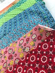 Vintage Quilt Fabric Calico Assorted Patterns Leaf/ Paisley Shape Printed Back
