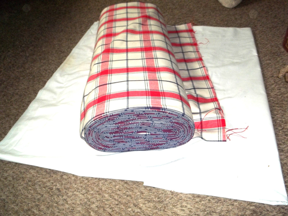 New old stock Vintage Fabric Bolt Tartan Plaid Seek sucker 60″ x 20 yards+