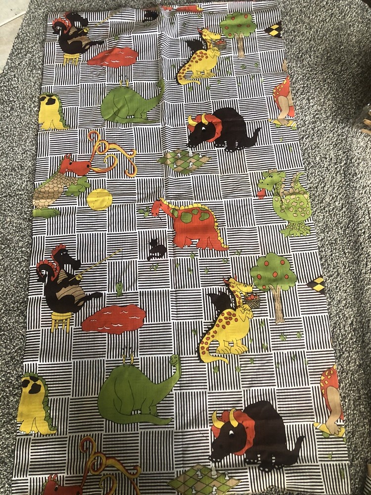 Vtg Large Remnants DINOSAUR Quilting Multi Two Piece 60×40 and 40×40