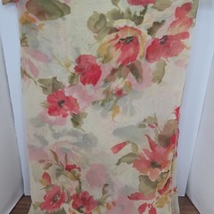 Watercolor Floral Poppy Print Chiffon Fabric 62″x59″ Pale Yellow/Green/Red