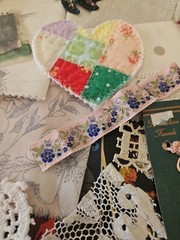 Slow Stitch Junk Journal Kit 32 Pieces Fabric, Lace, Appliques,Doily,Buttons Etc