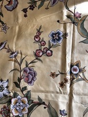 Vintage Margin Designs Floral Chintz Polished Cotton Fabric 3.63 yards 56″ Wide