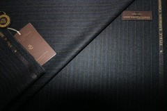 100% PURE NEW WOOL TWEED FABRIC IN Herringbone Check MADE IN SCOTLAND *See Below