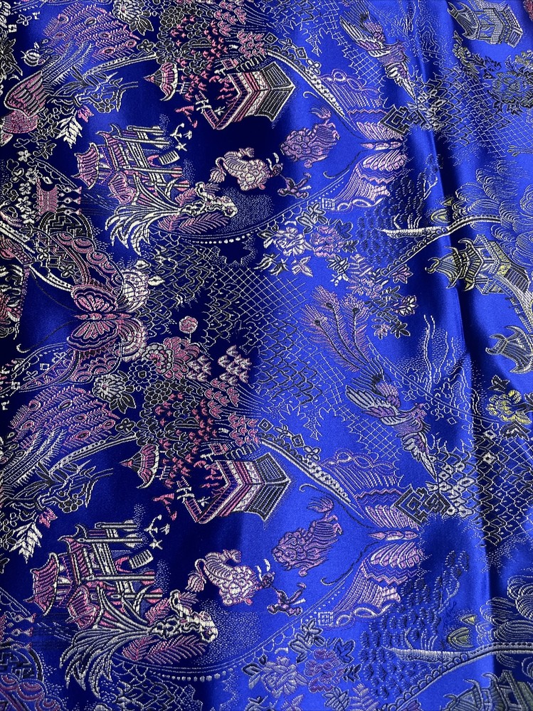 Blue Hong Kong Silk – with beautiful scenic design 4yards