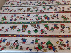 1 YD X 44″ VINTAGE SUE DREAMER SNOWMEN & BEARS SLED SKING SKATING BORDERS #2536
