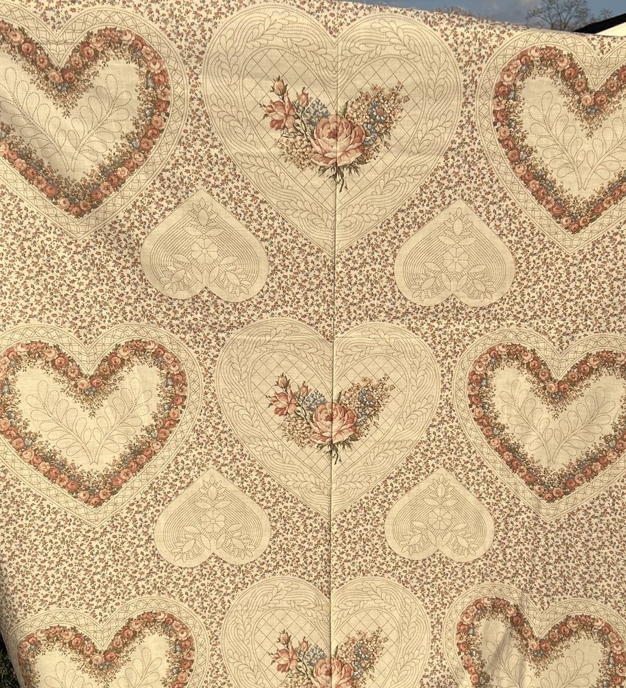 Vtg Joan Kessler Concord Floral Hearts Cheater Quilt Cotton Fabric 44”X 216”+