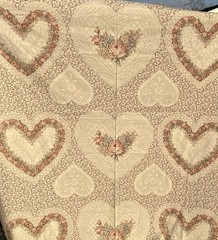 Vtg Joan Kessler Concord Floral Hearts Cheater Quilt Cotton Fabric 44”X 216”+