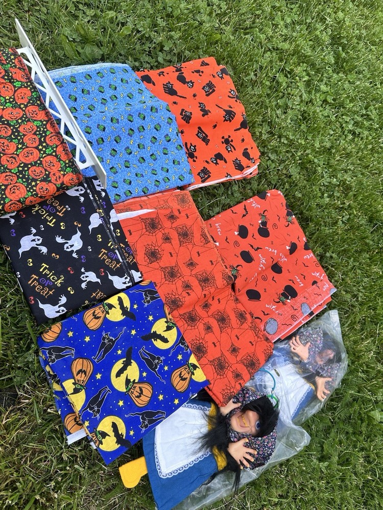 Halloween Themes Fabric Lot Plus Two Witch Puppets Vintage All New