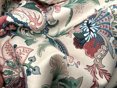 3+ Yd 55X114″ Vtg Blue Rose Sage JACOBEAN Crewel Floral MARGIN FABRIC Upholstery