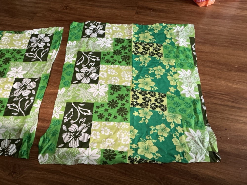 Lot Of 2 Green Hawaiian Hibiscus Flower Cotton Fabric 28” x26” & 25” X27”, New