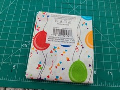 BALLOONS Cotton Fat Quarter 18”x21” New LOOPS & THREADS FABRIC TISSU