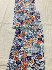 Vintage Japanese kimono silk fabric / white base, garden, floral DA19