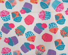 2 Yds x 44 In Cotton Fabric Quilting Quality Large Cupcakes On Pale Yellow Dots