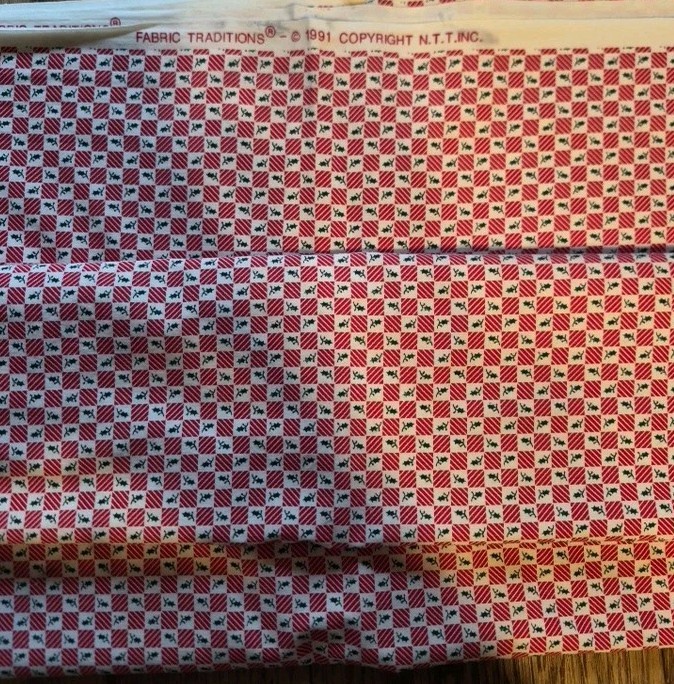 Vtg 1991 FABRIC TRADITIONS Red/White Check With Holly Leaves 44″wide X 4 yards