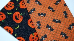Vintage Halloween Black Orange Glitter Pumpkin Spider Bat Quilt Fabric Scrap Lot