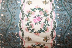 Vintage cameo floral “garland ribbon” polished cotton fabric length 66″
