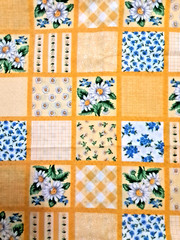 Cranston Print Works Co. Fabric VIP Print 1 & 1/3 Yards Daisies & Blue Flowers