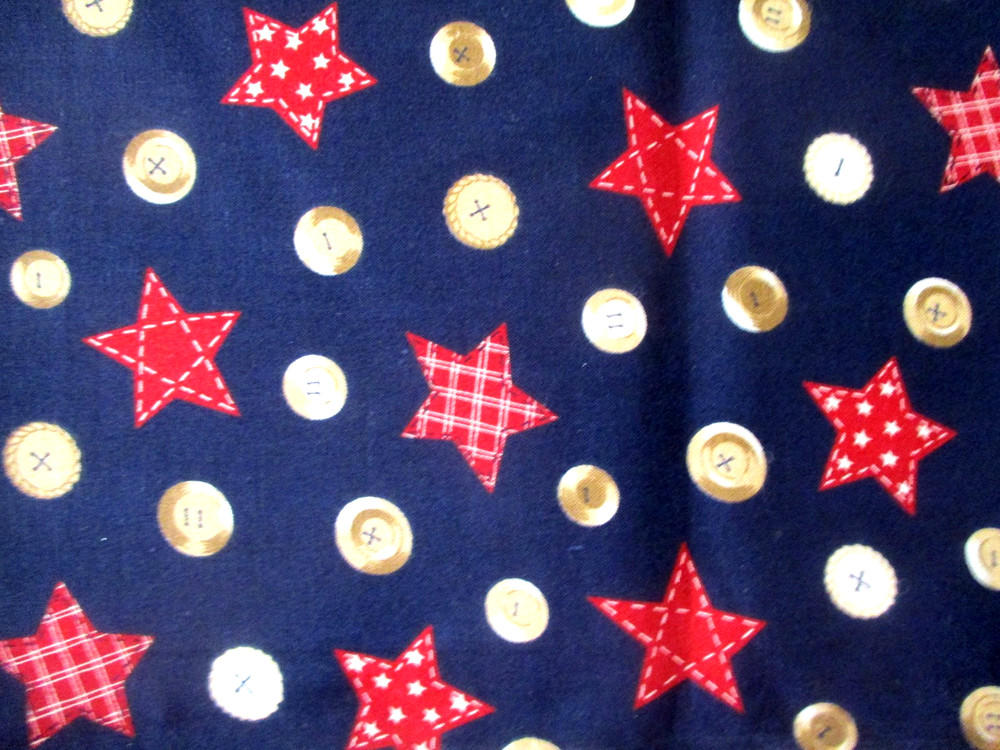 3+ YDS BUTTONS & STARS PATRIOTIC ON NAVY 100% COTTON OOP