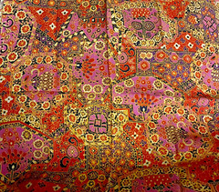 VTG 60-70`s MCM Paisley Tiles Shades of Pinks Orange Black Purple Gold 45″X20″