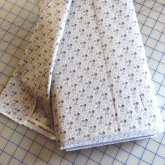 By The Yard ~ Lilac Berry Vine By Marcus $3.99 Ships ANY Amount Fabric