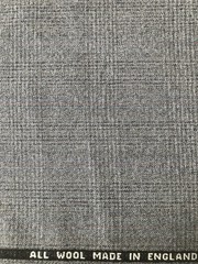All Wool Classic Grey Prince of Wales Glen Plaid Fabric 3-2/3 Yds (132″ x 60″)