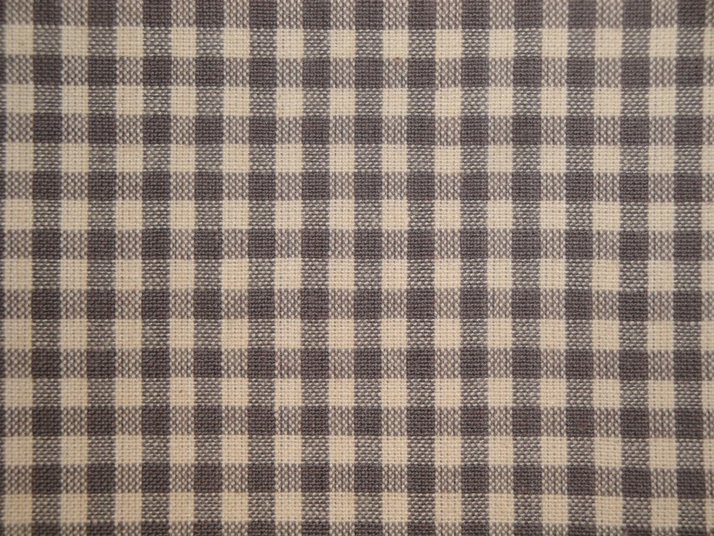 Diamond Textiles Grey Medium Check Cotton Homespun DIY Quilt Sewing Fabric
