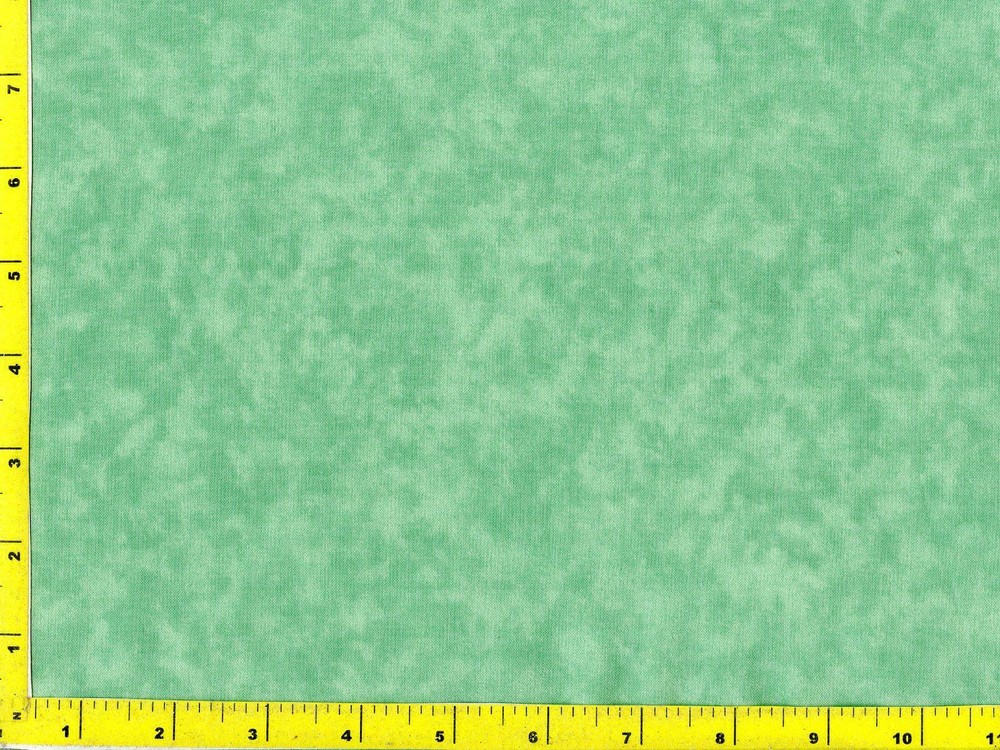 Medium Green Sponge Half Yard CSOSPN06625